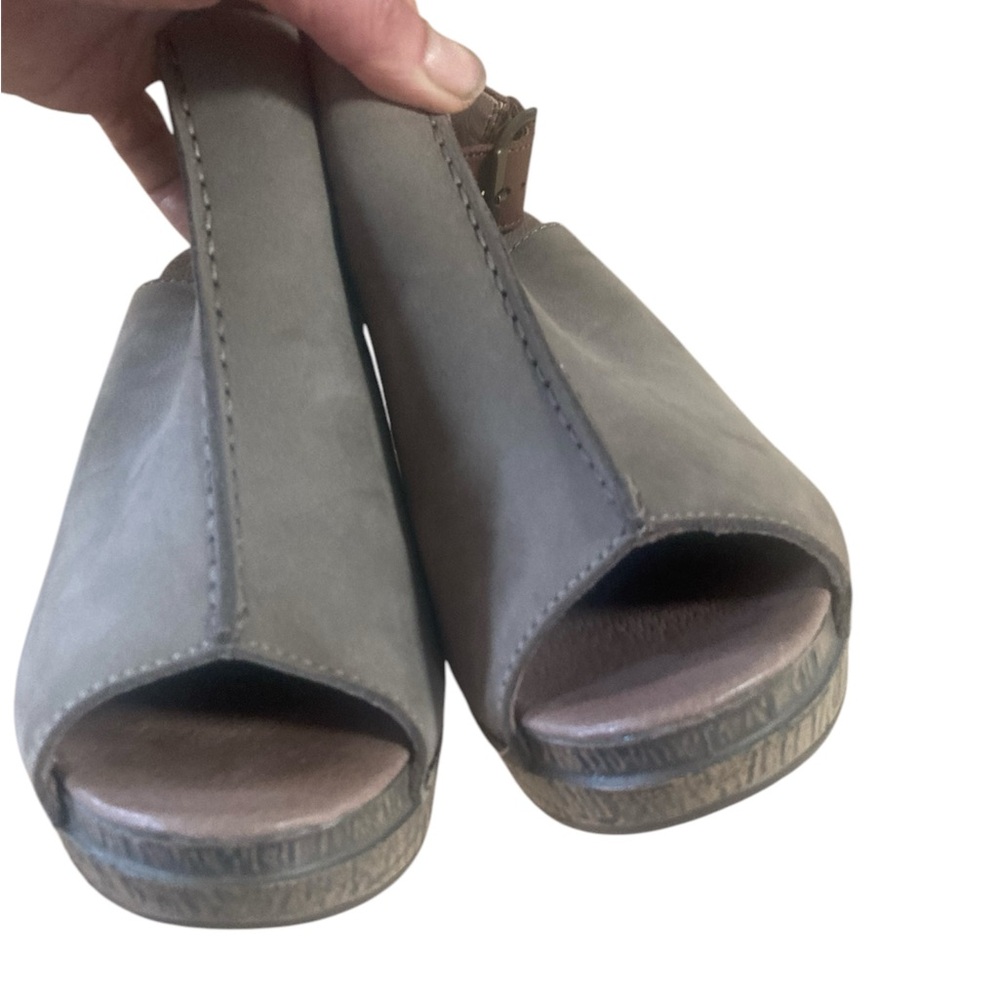 Dansko Reggie Milled Nubuck Leather Peep Toe Slingback Sandals size 8-8.5 - Picture 5 of 11